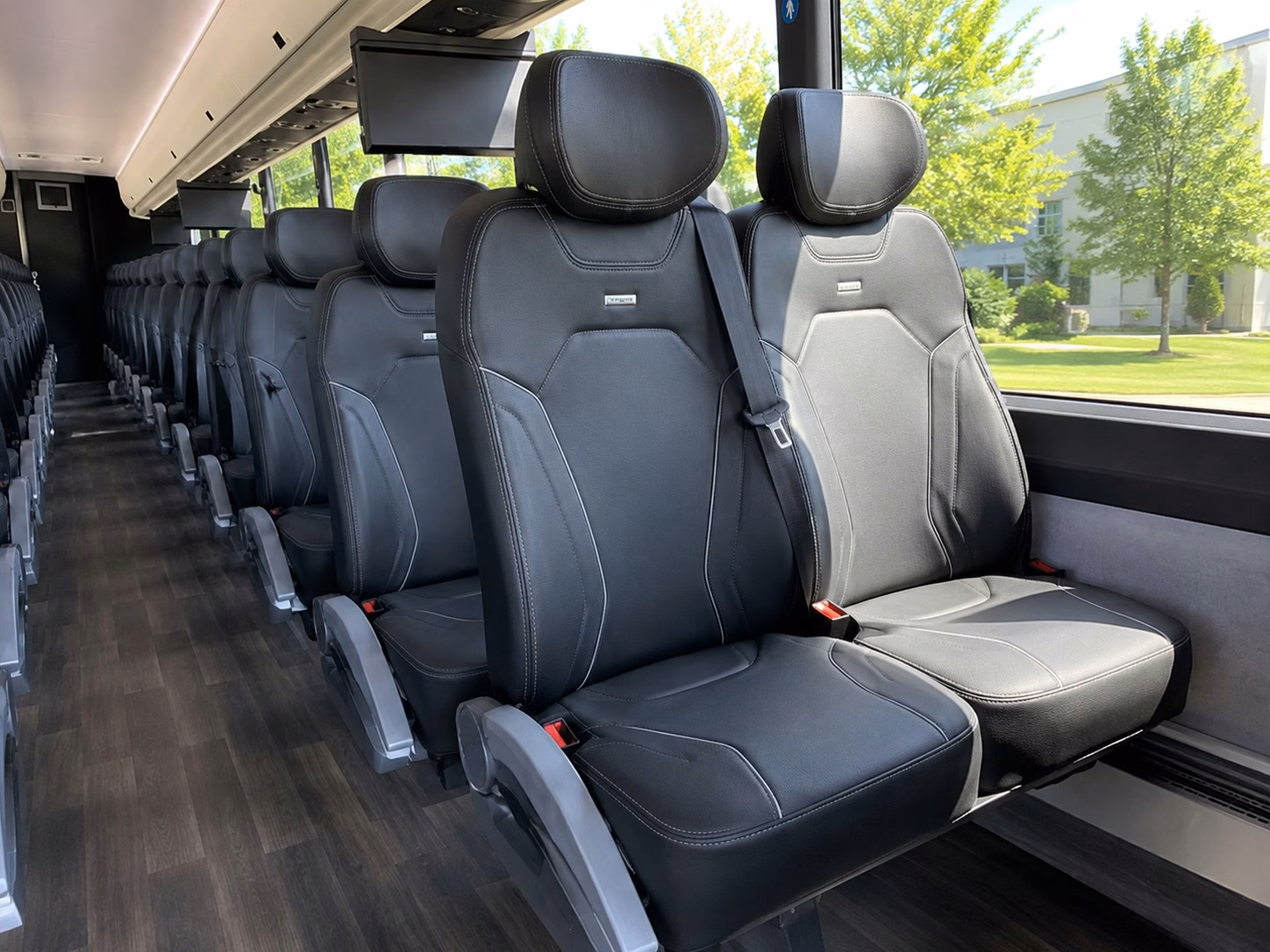 charter buses for lake tahoe wedding ceremonies near reno