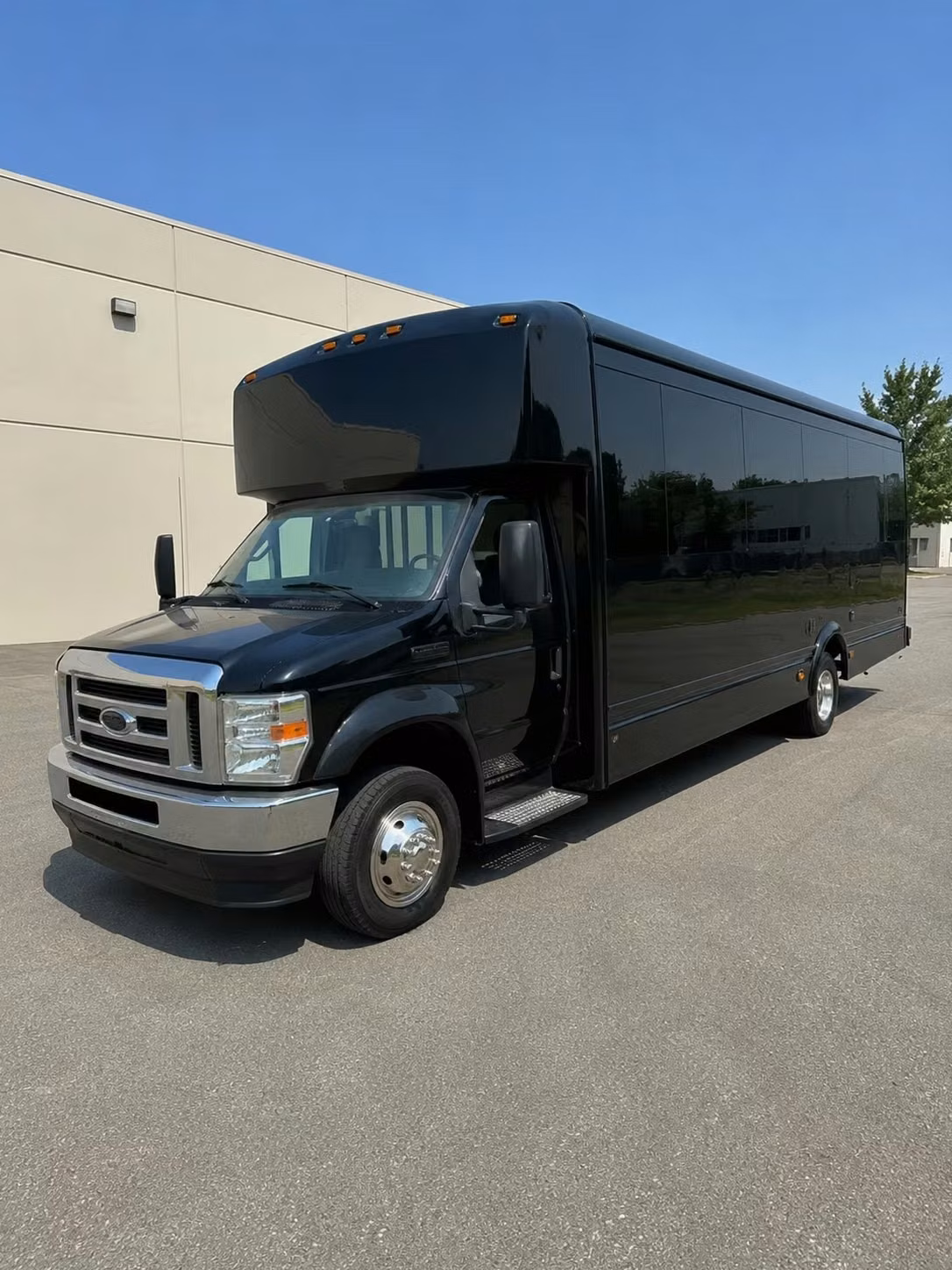 reno party bus rentals for pre prom dinners and after prom events